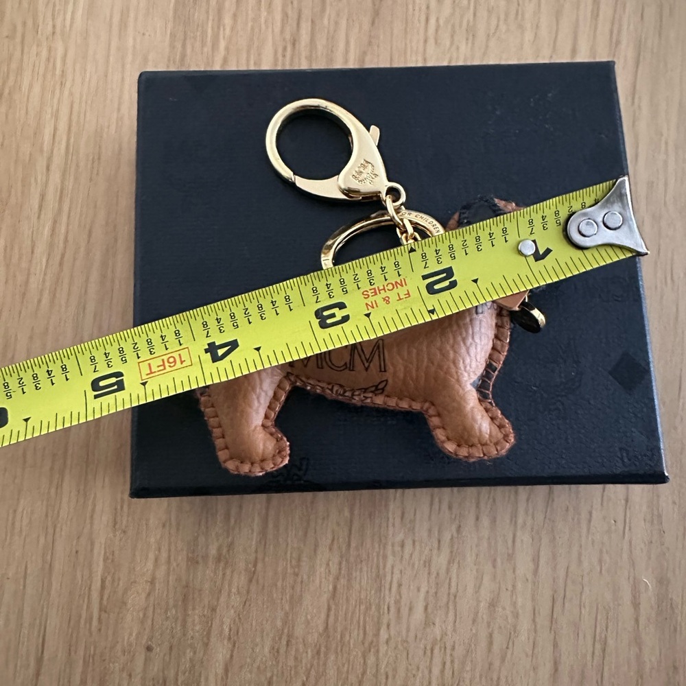 MCM Dog Bag Charm - Picture 6 of 9